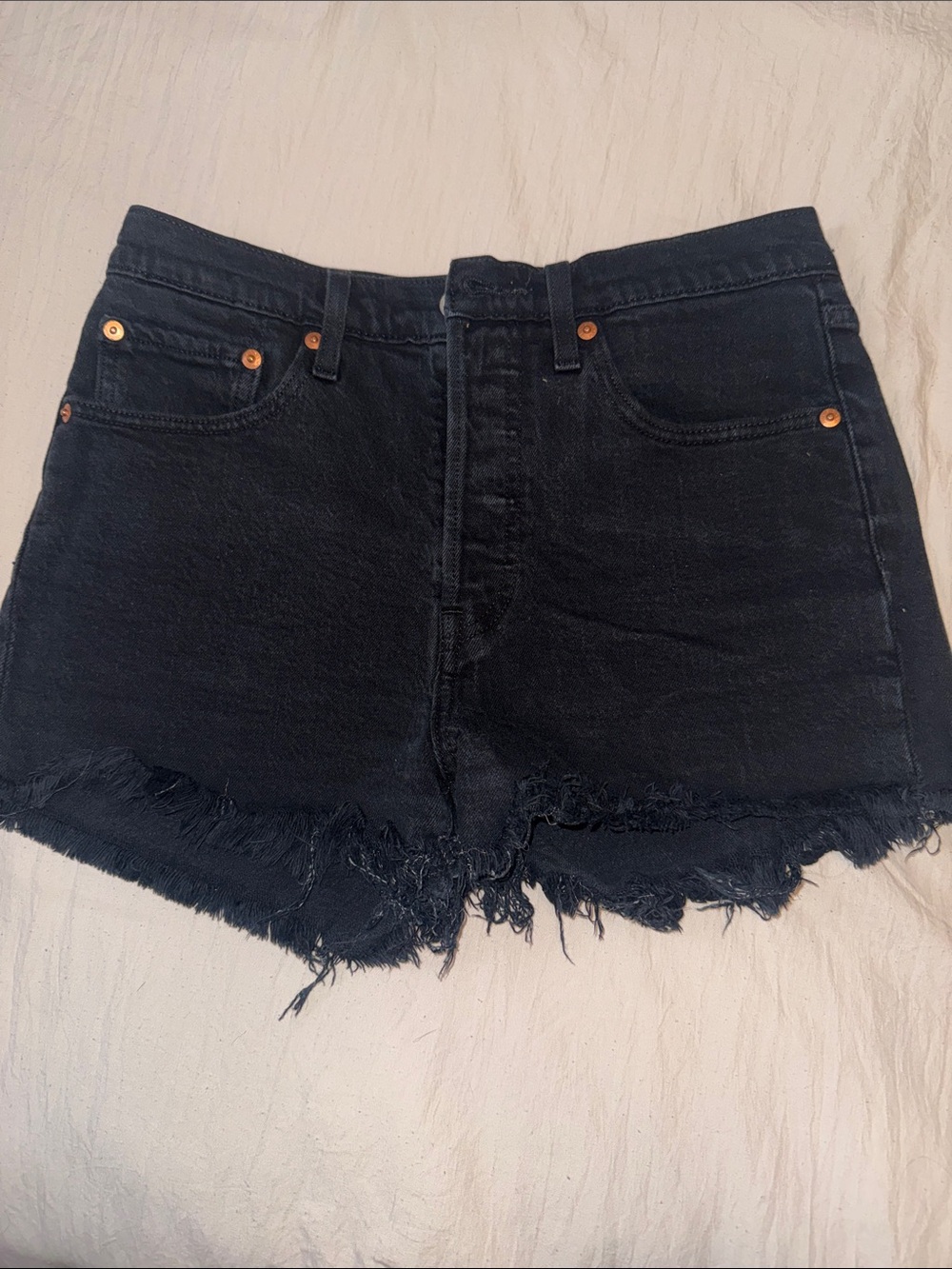 Levi’s black denim shorts 501